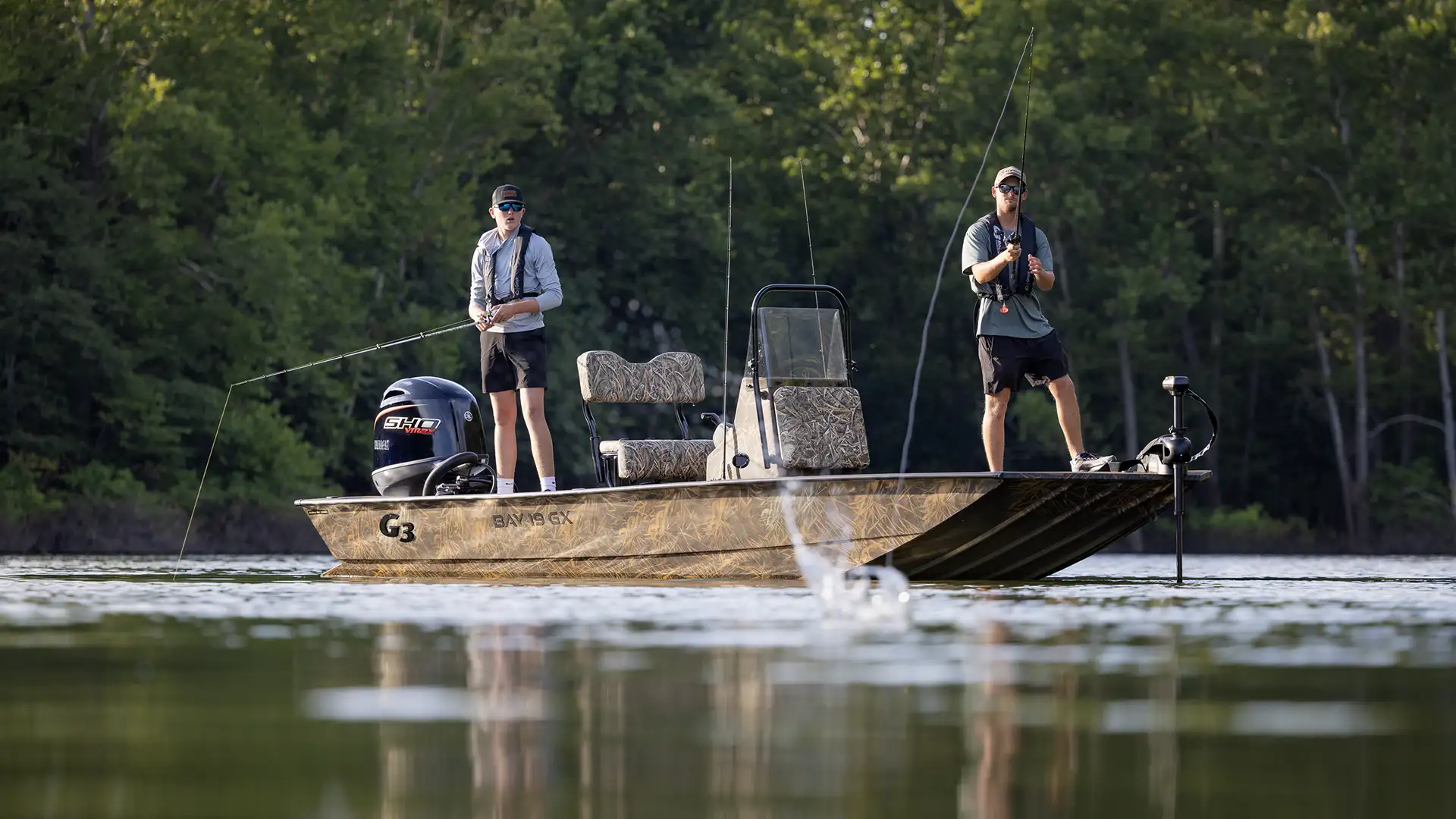 /Bay-19-GX-Tunnel-Fishin