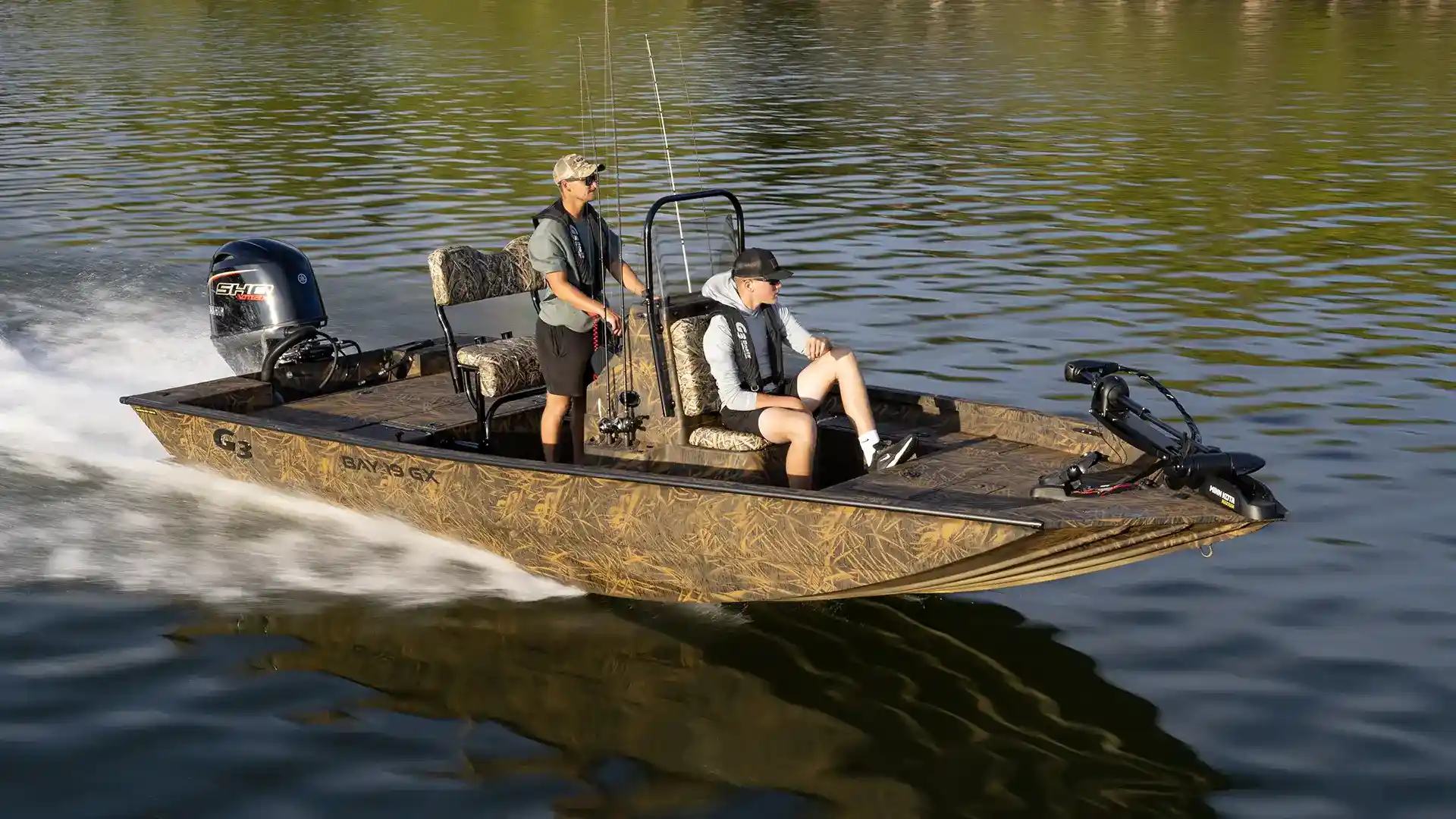 Bay-19-GX-Running-R-L-1.