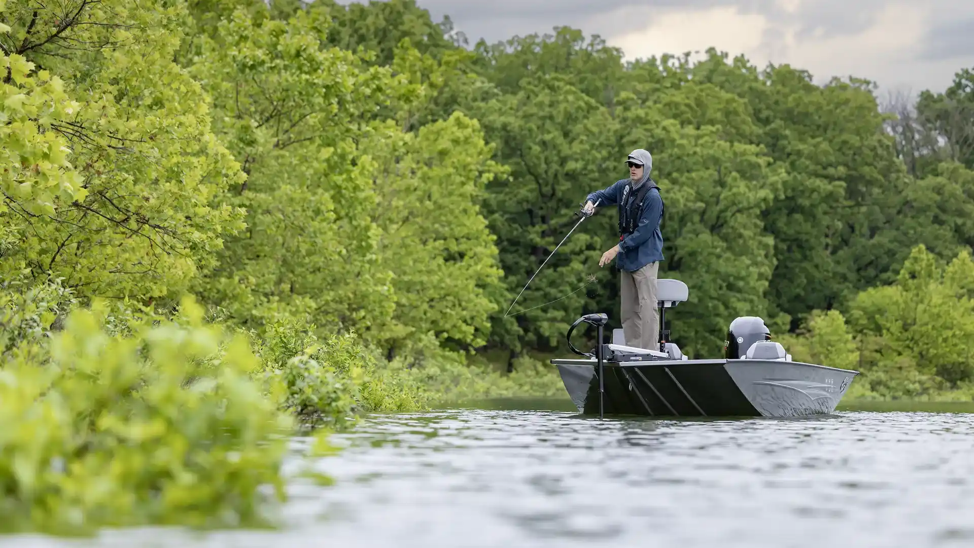 Bay 17 Running L R 2 (1)