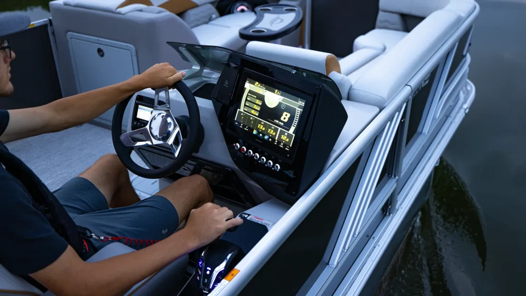 Elite 326 RC Diamond Arch Console Feature (1)